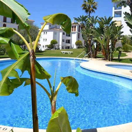 Luxury Garden Apartment - Walking Distance To The Sea Sitio de Calahonda Exterior photo